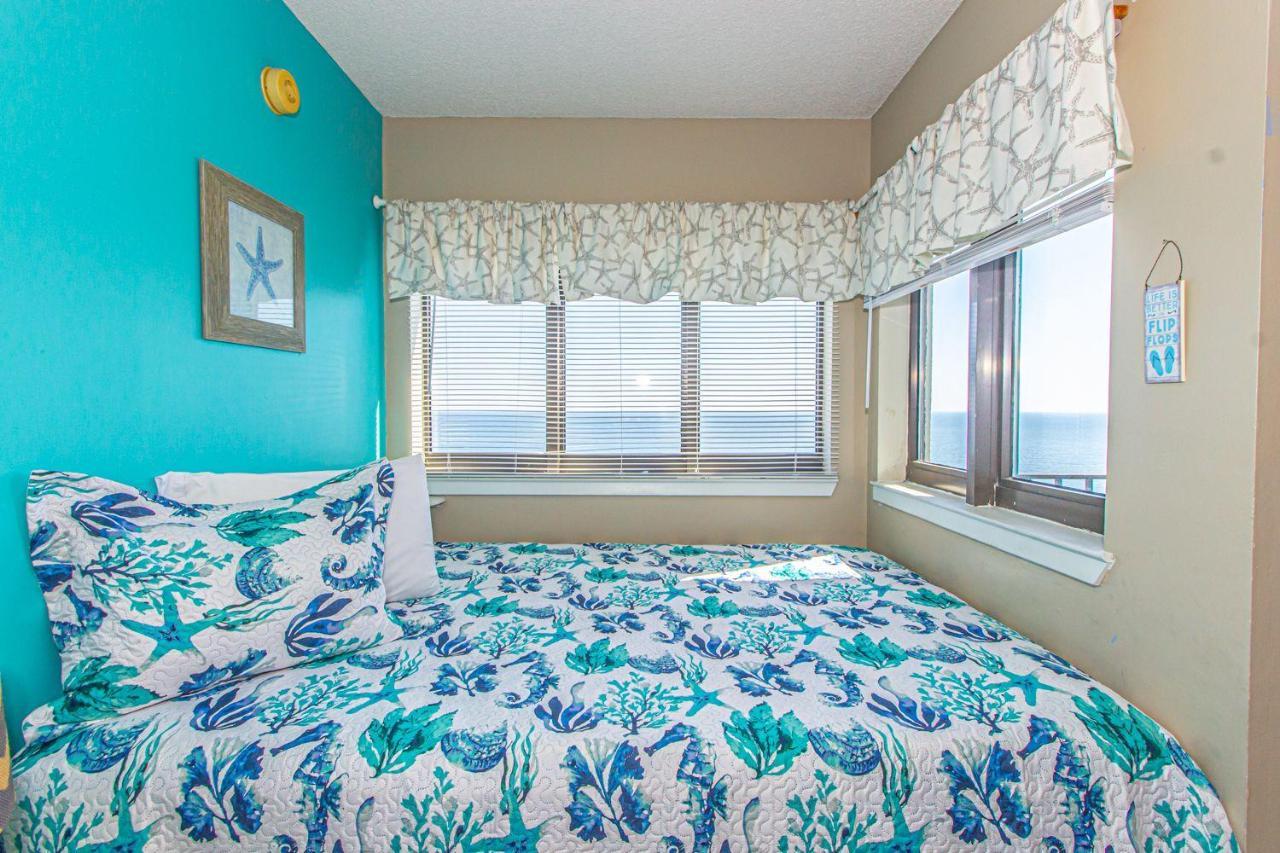 Ocean Front Studio With Amazing Views Palace Resort 1801 Sleeps 5 Guests 미를 비치 객실 사진